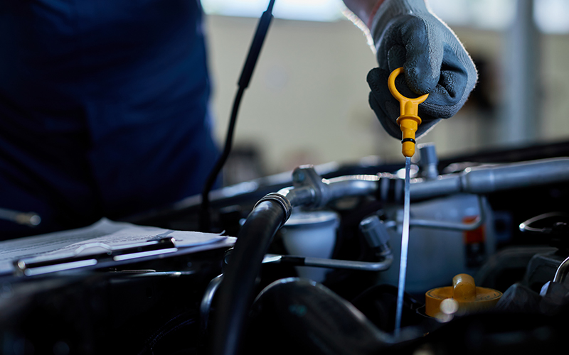 Motor Yağı Neden Eksilir? Yağ Yakan Araç Nasıl Anlaşılır?
